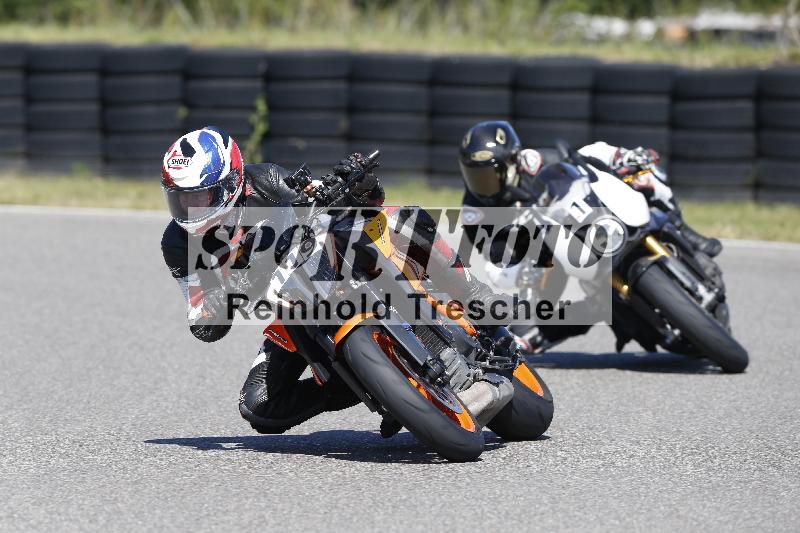 Archiv-2025/48 25.08.2025 Cornu Master School ADR/rot-rouge/119